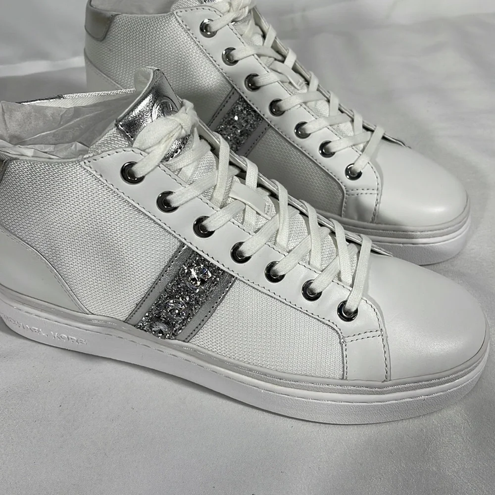 Michel Kors Chapman Mid Optic White Leather/Round Encased Stones Size 8M - Picture 5 of 11